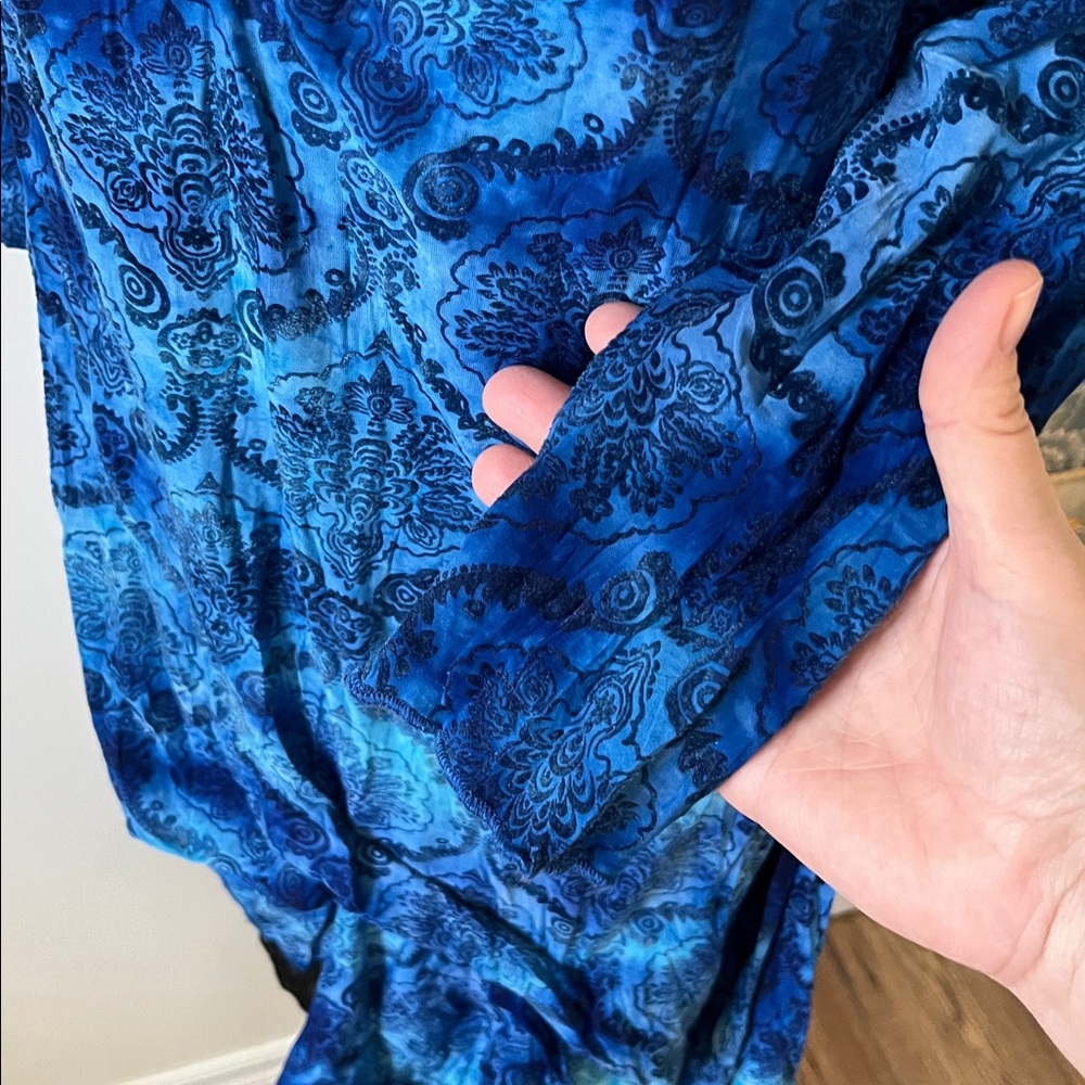 Elegant Blue Long Sleeve Dress - Picture 12 of 16